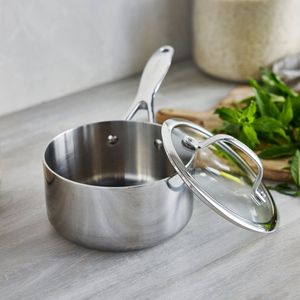 Casserole en acier inoxydable pour des tâches culinaires polyvalentes, y compris les sauces, les jus de viande, le chauffage du lait, structure durable assurée - Product Image 4