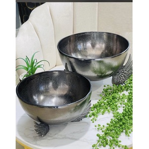 Cuenco redondo dorado de Metal de alta calidad para servir, decoración del hogar para bodas, utensilios de cocina, cuenco para servir con alas - Product Image 2