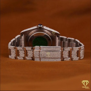 Montre luxueuse d'excellente qualité pour hommes cultivés en laboratoire chiffres arabes glacés 42mm cadran en verre fenêtre disponible au meilleur prix - Product Image 2