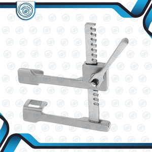 Trending Finochietto Retractor con 2 lados 15,2 cm 22,9 cm 27,9 cm Instrumentos quirúrgicos de acero inoxidable CE Aprobado por DADDY D PRO - Product Image 5