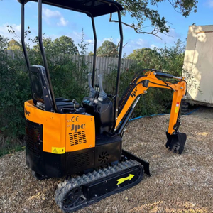 LIVRAISON GRATUITE Mini-excavatrice JPC H12 12 CV avec cabine ouverte, lame de bulldozer avant, bras oscillant, homologuée EPA CE, pouce hydraulique auxiliaire - Product Image 1