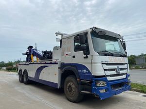 Camions de dépannage d'<span class=keywords><strong>occasion</strong></span> Sinotruck 6*4 340Hp 20 tonnes Euro 2 à prix compétitifs de Chine pour la vente en Afrique - Product Image 4