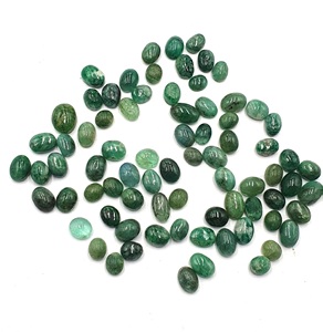 Cirage/huilage de pierres précieuses en vrac vert émeraude traitée par un tiers certifié - Product Image 2