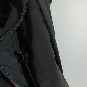 Chaqueta impermeable de exterior personalizada para hombre, chaquetas de lluvia lisas de poliéster, chaquetas de lluvia con capucha rompevientos negras, chaquetas de lluvia de 3 capas - Product Image 5