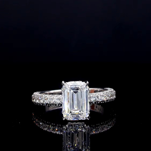 แหวนหมั้นเพชรขนาด14K สีทองพร้อมรัศมีที่ซ่อนอยู่และเพชรทรงกลมสำหรับปลูกในห้องปฏิบัติการได้รับการรับรองจาก IGI 3.50กะรัตมรกต - Product Image 1