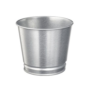 Reliable metal <b>waste</b> <b>bin</b> <b>with</b> rustic design made for elegant indoor spaces requiring functional decorative elements - Product Image 6