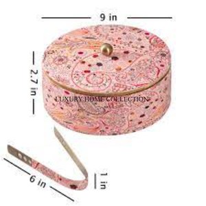 Boîte roti élégante en bois qui allie fonctionnalité et esthétique pour stocker facilement les chapatis et autres pains plats - Product Image 2
