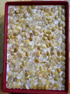 Lot de pierres précieuses en cristal rutile dorées naturelles faites à la main en gros pour la fabrication de bijoux - Product Image 3