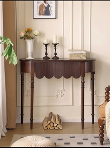 Traditional Wood <b>Console</b> <b>Table</b> With Scallop Edge And Turned Legs Antique Style Living Room Furniture - Product Image 3