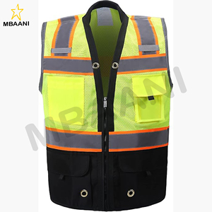 Gilet de sécurité haute visibilité Shine Bright avec sangles réfléchissantes et poches – Premium, doux, durable et respirant - Product Image 1