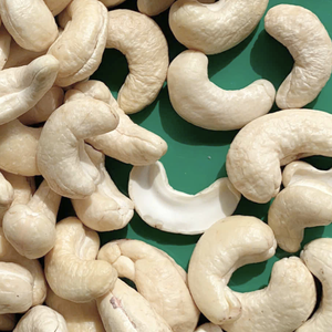 Hot Sale Best Rate Cashew Nuts W320 Cashew Nuts W320 Cashew Nut Private Label Packaging Available - Product Image 1