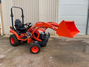 Tractor Agrícola Usado de Calidad con Entrega Rápida, Kubota BX2680 2025 de 26Hp, Tractor Compacto con Cargador Disponible a Precio Económico - Product Image 5