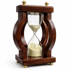 Reloj de Arena Decorativo de Madera que Mejora el Escritorio de la Oficina en el Hogar, los Salones de Estudio y los Espacios Interiores con Estilo - Product Image 1