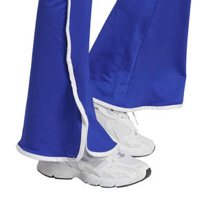 Pantalones de chándal acampanados personalizados para mujer Fabricante OEM Proveedor Pantalones deportivos acampanados de tela de alta calidad con impresión de logotipo a granel - Product Image 4