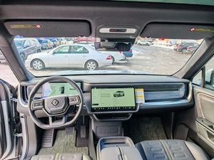 R-I-V-I-A-N R1S ADVENTURE 2026 en Buen Estado, Sin Accidentes ni Daños Reportados, Tracción en las Cuatro Ruedas Eléctrica - Product Image 4