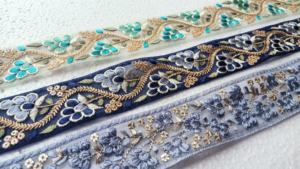 Cordones bordados personalizados en tonos de azul, ideales para usar como adornos de ropa y adecuados para su reventa en tiendas de suministros de recorte - Product Image 2