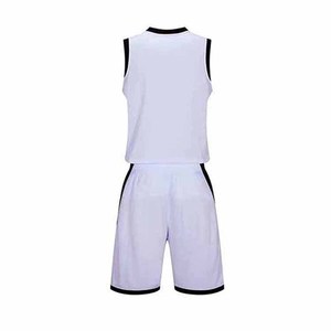 Venta caliente logotipo personalizado ODM servicios fábrica coser en precio asequible impreso uniforme de baloncesto - Product Image 3