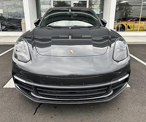 Porsche Panamera 4 AWD 2017, Listo para Enviar - Product Image 1