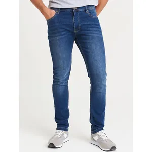 Jeans slim pour hommes avec collection de polos promotionnels personnalisés - Product Image 4
