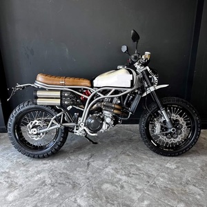 Disponible (Moto) Ultimates Nouveau - Product Image 4