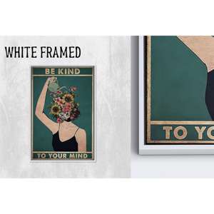 Obra de arte impresa en lienzo: Impresión de mujer floral para decoración elegante, lienzo con marco blanco, 1 pieza - Product Image 1