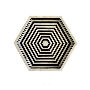 Hexagona Bone Serving Tray Highly and Design Look Bandejas Diseño y acabado personalizados disponibles con múltiples diseños de acabado - Product Image 6
