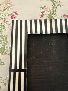 Cadre photo en résine incrustée d'os fabriqué à la main avec nacre pour décoration murale - Product Image 2