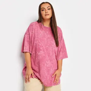 Roze Kleur Custom Dames Oversized Gewassen T-Shirt-Moeiteloos Comfort Met Vintage Charme Design