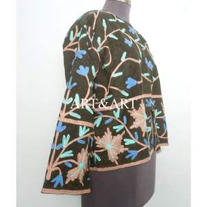 Chaqueta Acolchada con Bordado Floral, Botones, Forro de Algodón a Rayas, Hecha a Mano, para Invierno y Otoño, Secado Rápido, Ecológica y Transpirable - Product Image 4