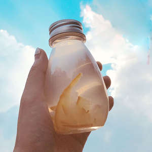 Nourriture vide Grand 200ml forme de compte-gouttes <span class=keywords><strong>d</strong></span>'<span class=keywords><strong>eau</strong></span> boisson en plastique bouteilles de lait forme de <span class=keywords><strong>goutte</strong></span> <span class=keywords><strong>d</strong></span>'<span class=keywords><strong>eau</strong></span> bouteille de vin pour animaux de compagnie avec bouchon en aluminium - Product Image 5