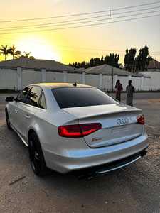 รถออดี้ S4 ปี 2013 มือสอง สภาพดี - Product Image 6