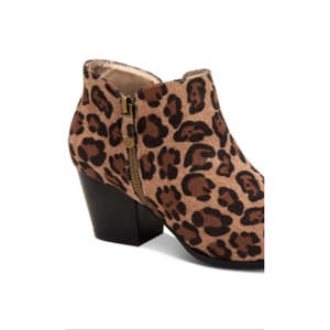 Stivali Chelsea da Donna Style & Co Masrinaa Marroni con Punta Stampata e Chiusura Slip-On, Taglia 6.5 M per la Stagione Autunno-Inverno - Product Image 2