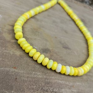 Opale jaune naturelle lisse Rondelle lâche pierres précieuses collier ras du cou 7-9mm fête porter collier bijoux pour hommes femmes en vrac - Product Image 4