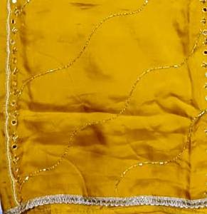 Costumes indiens de créateur modernes non cousus brodés à la main pour femmes pour les fêtes de style traditionnel - Product Image 3