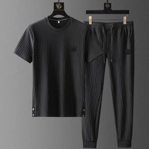 Costume de sport d'été pour hommes de haute qualité respirant glace soie plissée survêtement imprimé nouveau décontracté deux pièces ensemble-t-shirt pantalon - Product Image 2