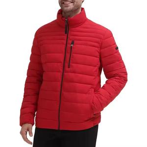 Veste d'hiver matelassée décontractée pour homme avec poches, logo personnalisé imprimé sur le devant, respirante et à séchage rapide - Product Image 1