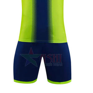 ชุดฟุตบอลทีมสั่งทำยอดนิยม พิมพ์ลายด้วยความร้อนคุณภาพสูง ผ้าโพลีเอสเตอร์ 100% เป็นมิตรกับสิ่งแวดล้อม แห้งเร็ว มีไซส์ใหญ่ - Product Image 2