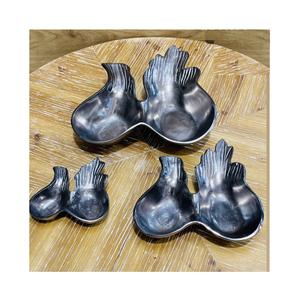 Bol à fruits décoratif en métal enduit bleu Vaisselle de mariage Bol à mélanger pour service de salade avec lot de 2 bol de serveur pour noix et biscuits - Product Image 6