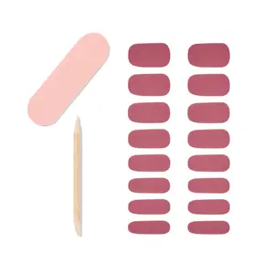 Nail Addict Sweetheart Nail Gel Strip per aggiungere un tocco di romantismo alle unghie - Product Image 3