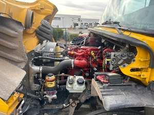 Compre Ahora con Nosotros: Camión de Plataforma USADO M2 2019 de 26 pies - 220HP, 7 Velocidades, Puerta Trasera Automática, Envío a Todo el Mundo - Product Image 5