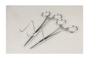 Pinces de stérilisation pour chiens de compagnie professionnelles en acier inoxydable 14 cm Prix de gros Fabricants Fournisseurs au Pakistan - Product Image 6