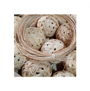 Juguete de bola de ratán orgánico al por mayor para hámsters de gato de Vietnam con alta calidad/juguete de bolas de Sauce de ratán de Vietnam - Product Image 1