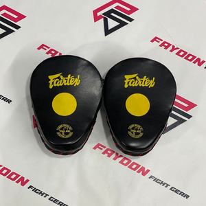 Équipement d'entraînement de haute qualité Fairtex, mitaines de boxe incurvées, protections professionnelles pour le kickboxing et les arts martiaux mixtes - Product Image 2