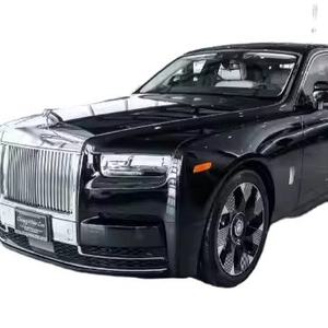 Sedán Ultra-Lujo 2024, Usado, Impecable, Volante a la Izquierda, R17, Distancia entre Ejes Larga, Automático, Cuero Premium, Edición de Colección, Techo Panorámico - Product Image 4