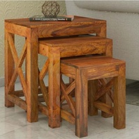 Table basse carrée en bois de mangue massif