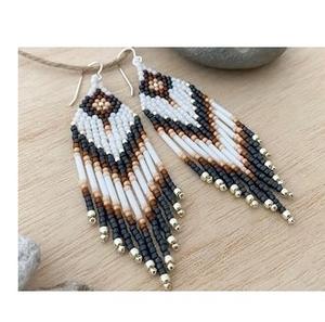 ต่างหูลูกปัดเมล็ดแก้วทำด้วยมือมีสไตล์สำหรับวัยรุ่น - Product Image 3