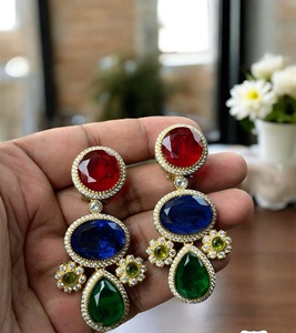 Elegantes pendientes de cascada de diamantes brillantes, joyería de latón de moda para mujeres para fiestas, compromisos, regalo perfecto - Product Image 2