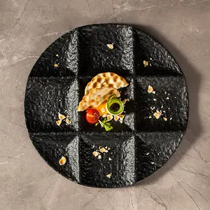 Pabrik langsung grosir Jepang 9-Grid piring makan kering Dim Sum Tray Stoneware Pasta buah makanan ringan keramik melayani piring datar