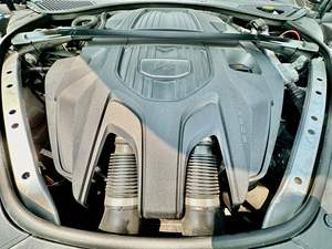 2023 Panamera 4รุ่นแพลทินัม TWIN-Turbo V6, AWD, แพคเกจช่วยเหลือส่วนใหญ่ unmodified - Product Image 6