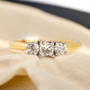 Anillo de Compromiso con Corte Princesa de Diamante, Diseño Inspirado en el Viento y el Sol, Joyería Fina de Plata de Ley 925, Chapado en Oro para Mujer, Fiesta de Bodas - Product Image 1